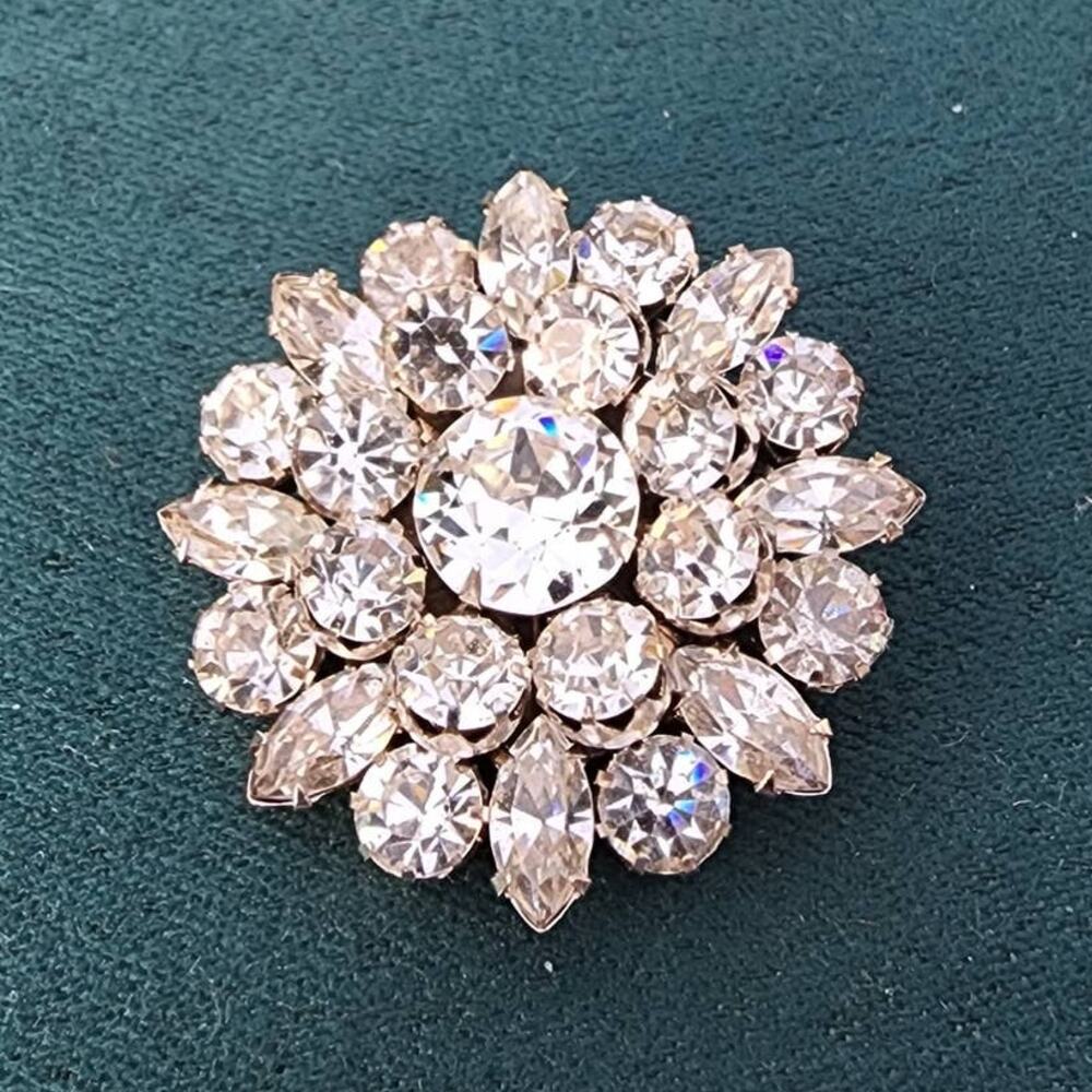 Weiss Brilliant Ice Rhinestone Cluster Vintage Signed Brooch Pin